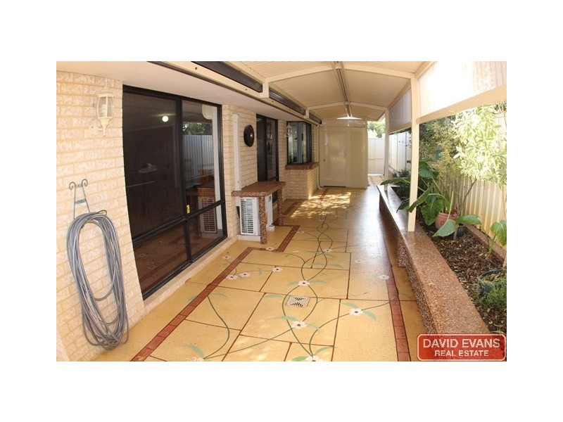 30 Apsley Bend, Tapping WA 6065