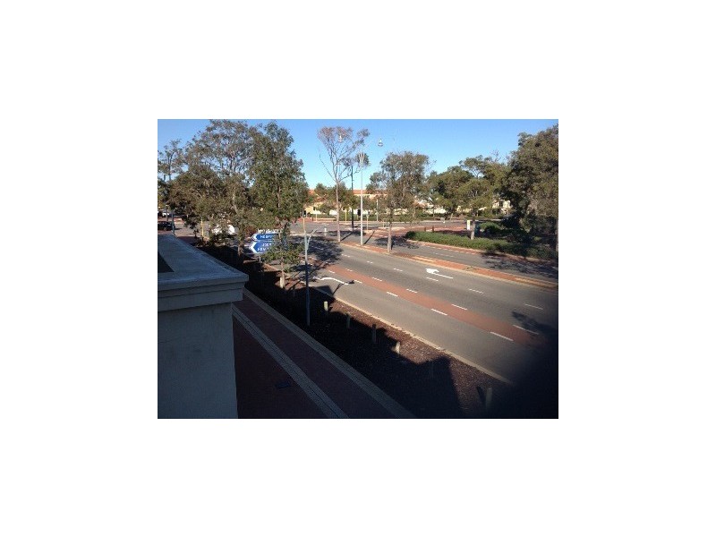 37/101 Grand Blvd, Joondalup WA 6027