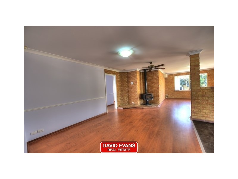 64 Avila Way, Alexander Heights WA 6064