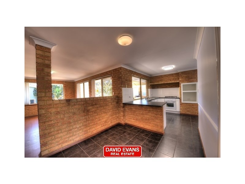 64 Avila Way, Alexander Heights WA 6064