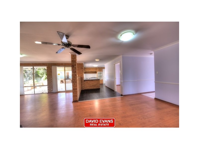 64 Avila Way, Alexander Heights WA 6064