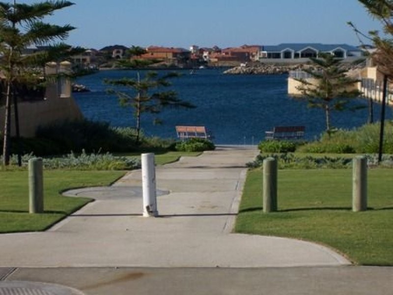 73 Southport Boulevard, Dawesville WA 6211