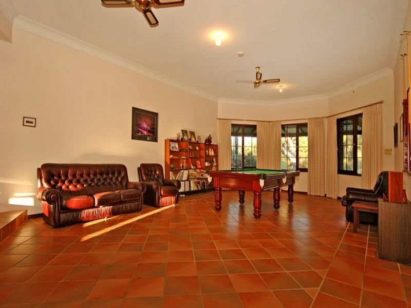 76 Rustic Gardens, Carramar WA 6031