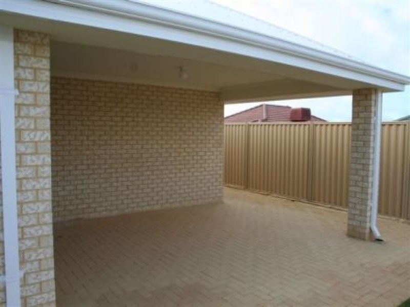 80 Shepperton Drive, Butler WA 6036