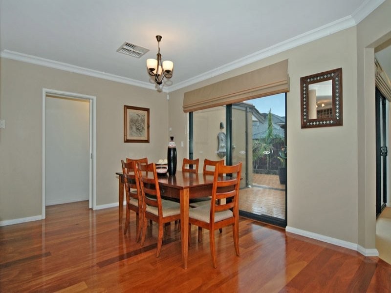 54 Discovery Circuit, Iluka WA 6028