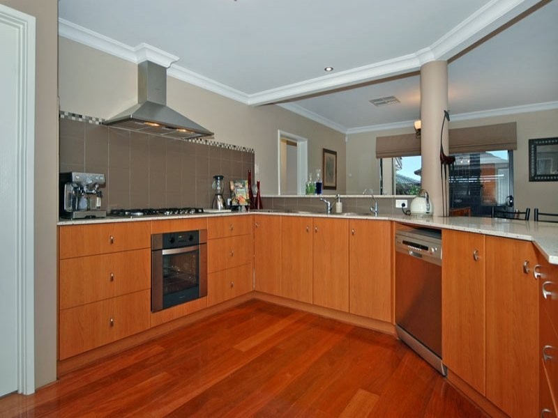 54 Discovery Circuit, Iluka WA 6028