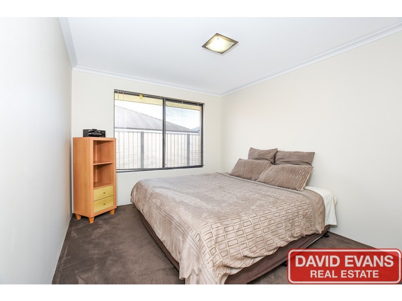 9 Helsinki Terrace, Wanneroo WA 6065