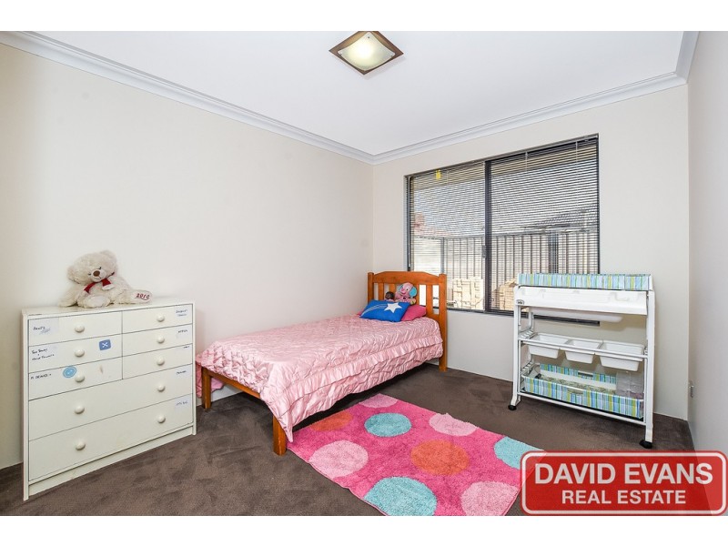 9 Helsinki Terrace, Wanneroo WA 6065