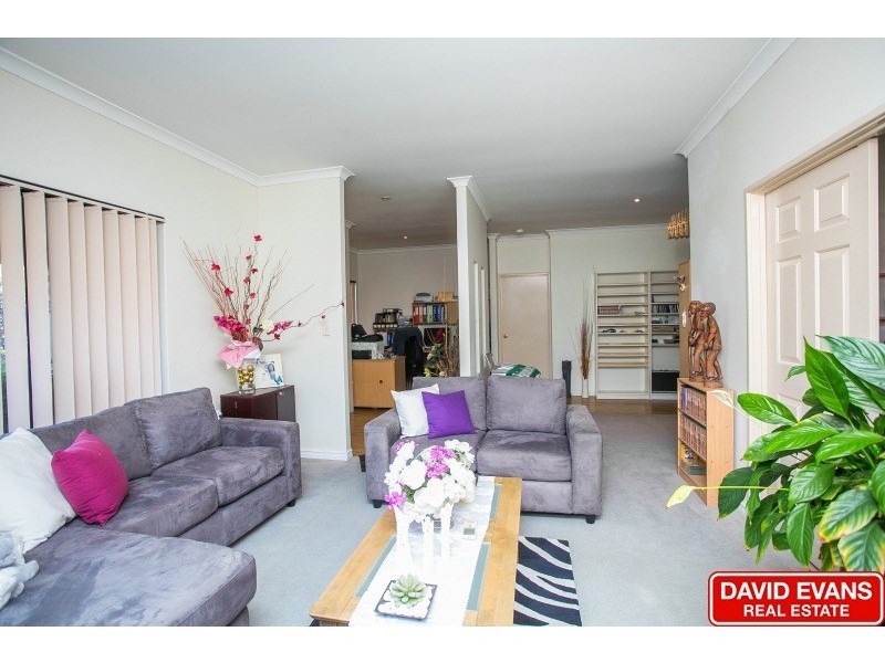 29 Grand Bank Parkway, Mindarie WA 6030