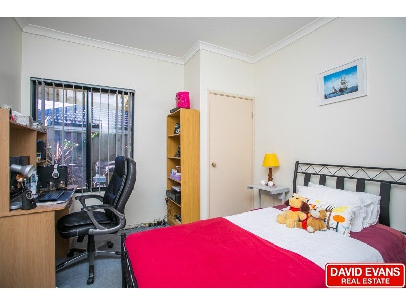 29 Grand Bank Parkway, Mindarie WA 6030