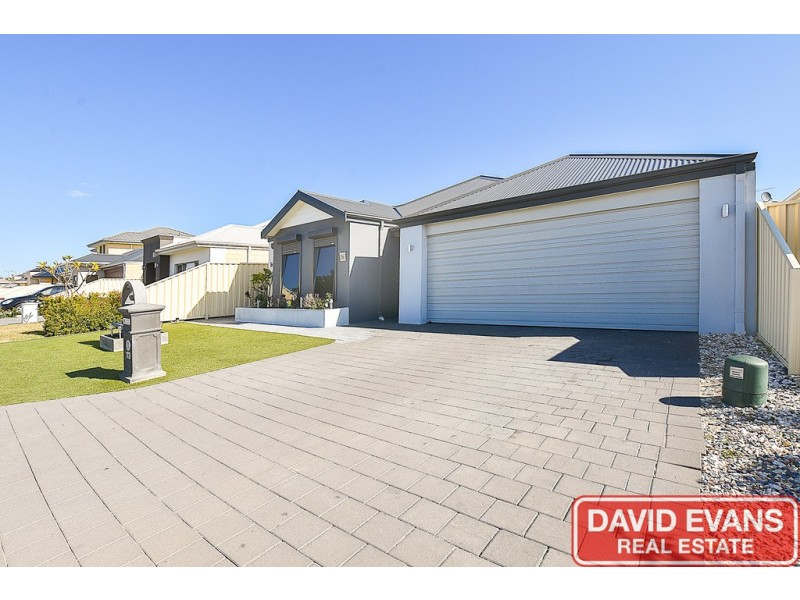 13 Pinot Loop, Pearsall WA 6065