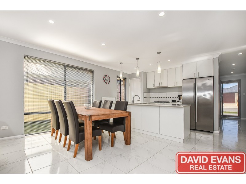 13 Pinot Loop, Pearsall WA 6065