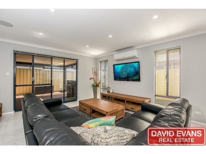 13 Pinot Loop, Pearsall WA 6065
