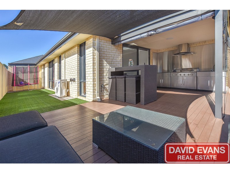 13 Pinot Loop, Pearsall WA 6065