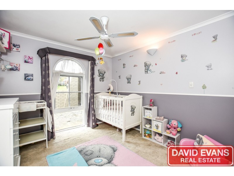 8 Topeka Place, Wanneroo WA 6065