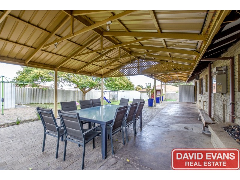 8 Topeka Place, Wanneroo WA 6065