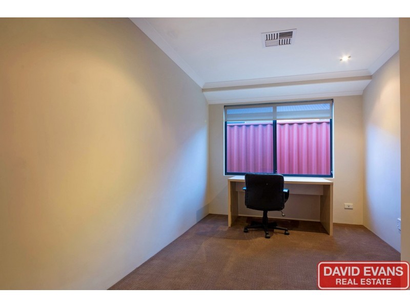 4 Benjamin Crescent, Tapping WA 6065