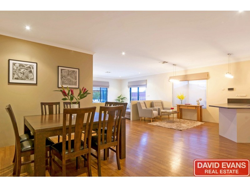 4 Benjamin Crescent, Tapping WA 6065