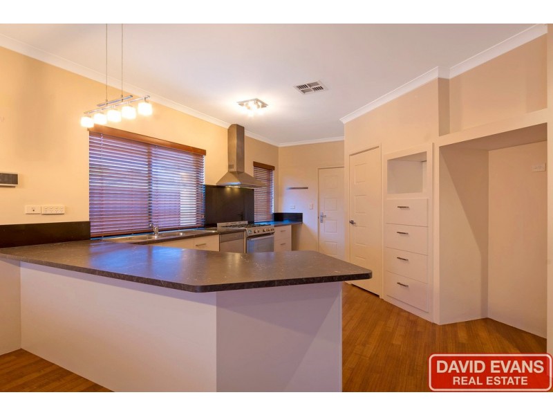 4 Benjamin Crescent, Tapping WA 6065