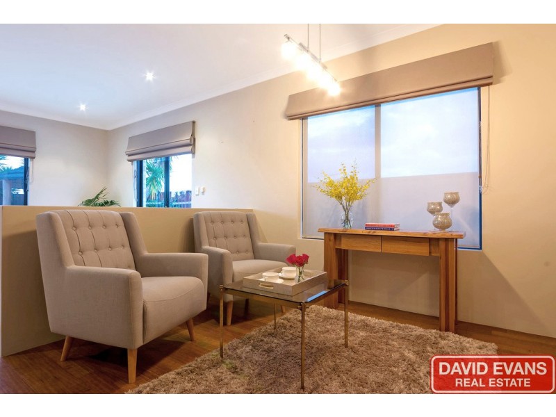 4 Benjamin Crescent, Tapping WA 6065