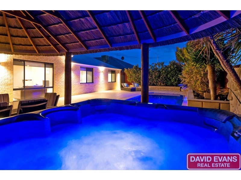 4 Benjamin Crescent, Tapping WA 6065