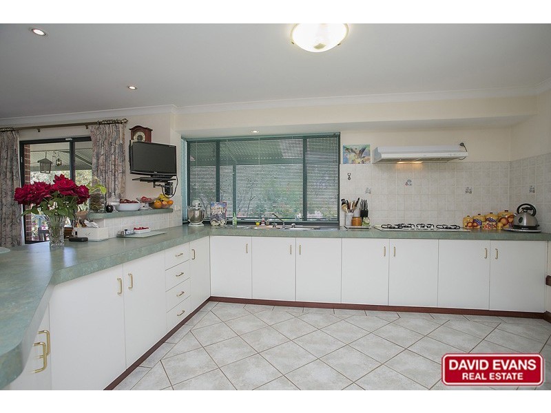 10 Harbour Elbow, Banksia Grove WA 6031