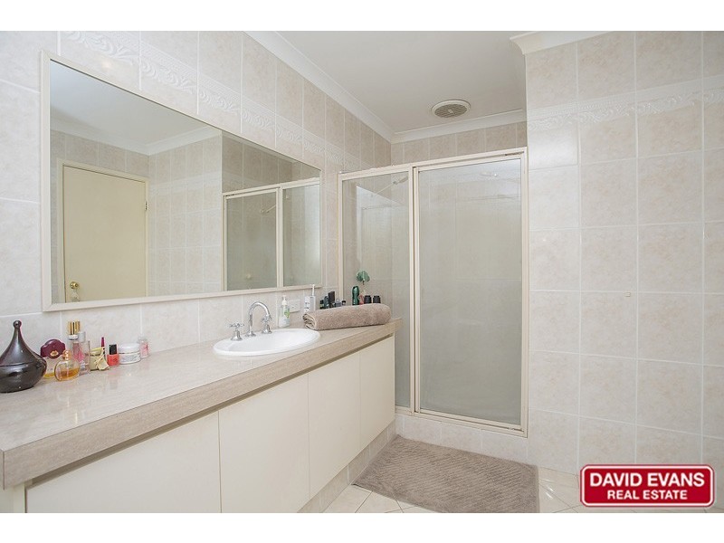 10 Harbour Elbow, Banksia Grove WA 6031