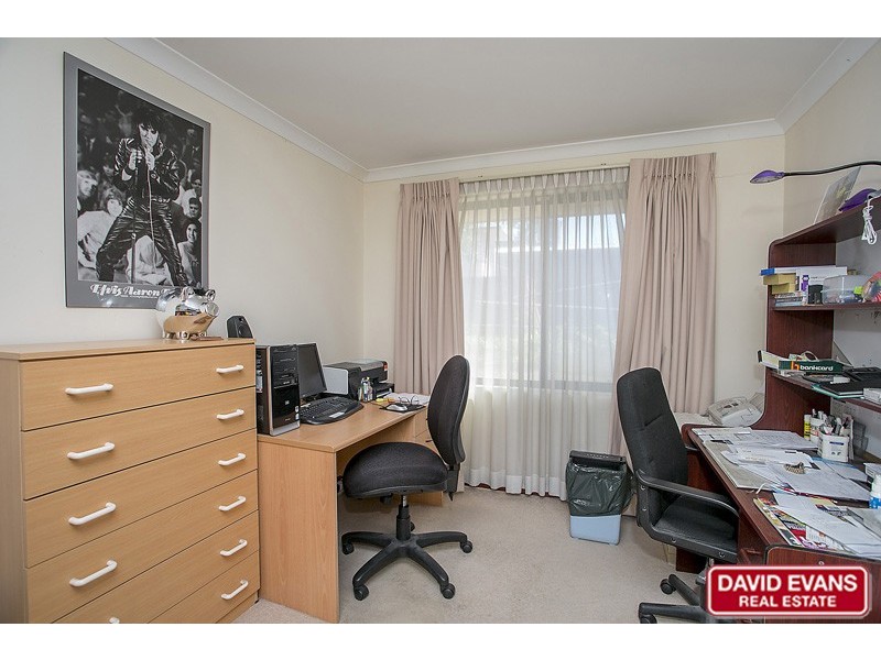 10 Harbour Elbow, Banksia Grove WA 6031
