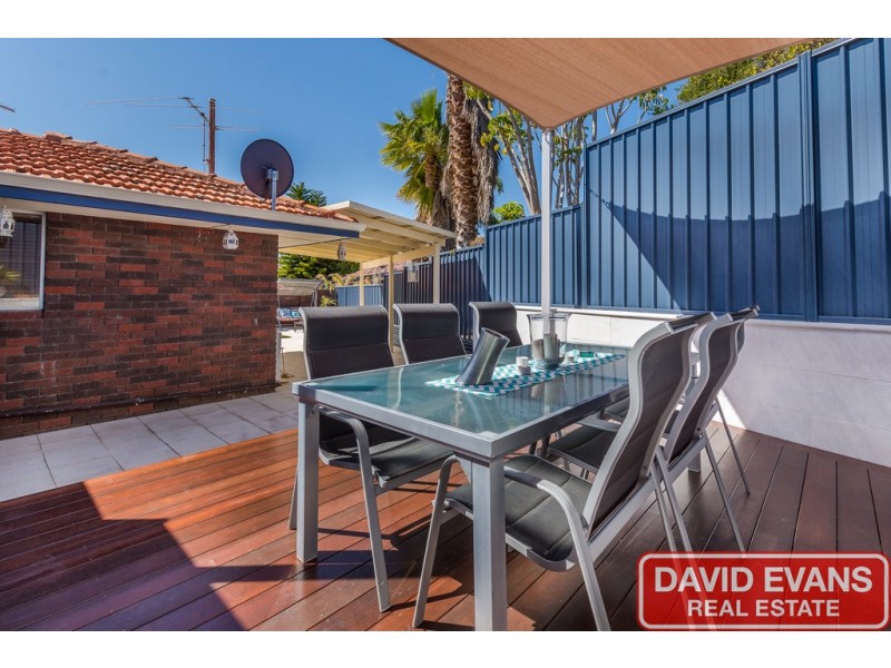 12A Mackay Way, Hillarys WA 6025