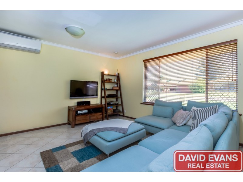 12A Mackay Way, Hillarys WA 6025