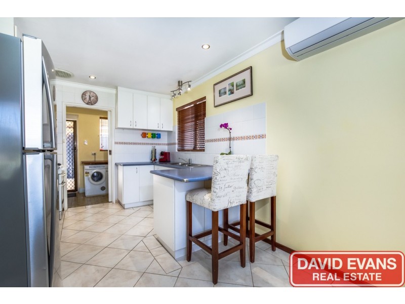 12A Mackay Way, Hillarys WA 6025