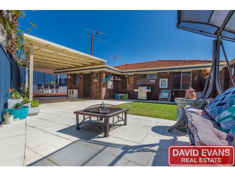 12A Mackay Way, Hillarys WA 6025