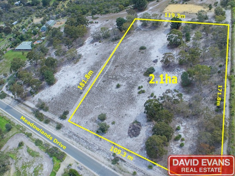 10 Meadowlands Drive, Mariginiup WA 6078