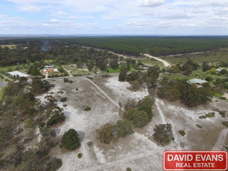 10 Meadowlands Drive, Mariginiup WA 6078