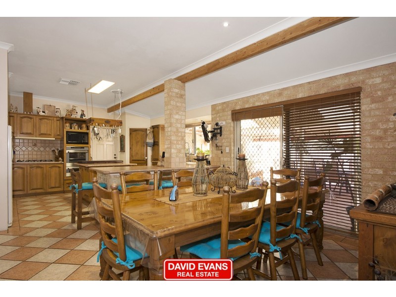 16 Danja Rise, Hocking WA 6065