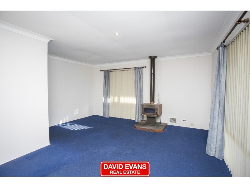 6 Kamara Court, Wanneroo WA 6065