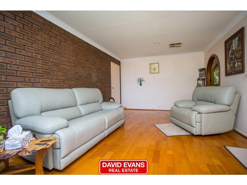 11 Island Place, Heathridge WA 6027