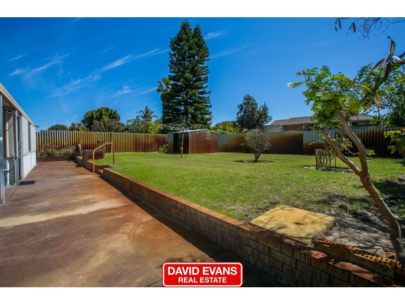 11 Island Place, Heathridge WA 6027