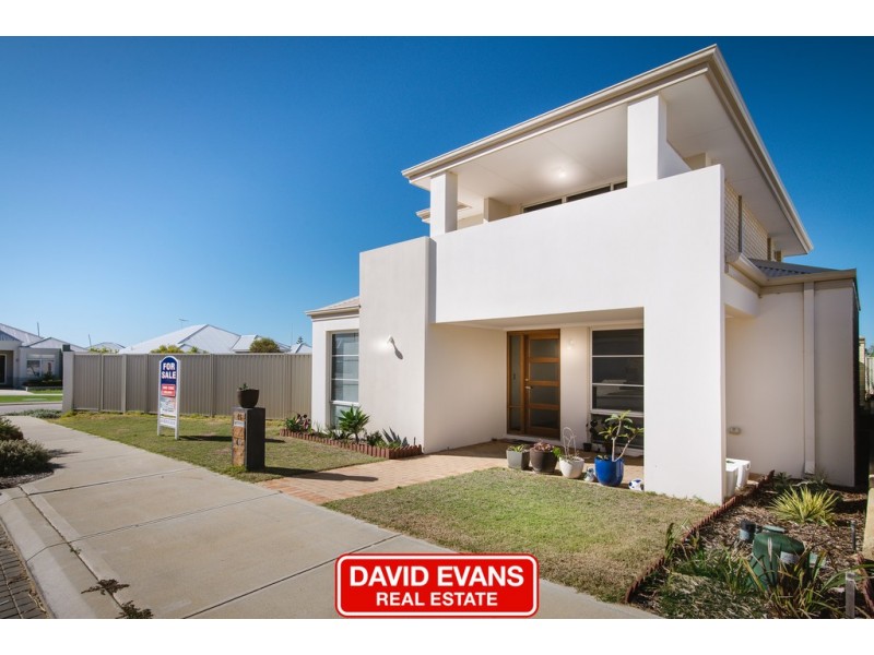 15 Topsail Loop, Alkimos WA 6038