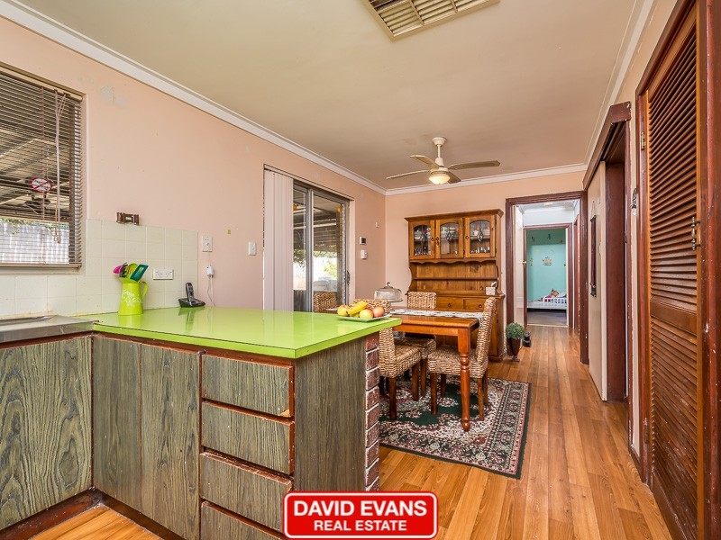 2 Milina Court, Wanneroo WA 6065