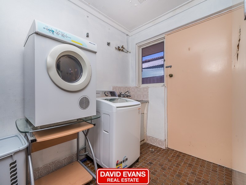 2 Milina Court, Wanneroo WA 6065