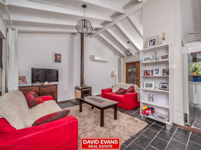 8 Dara Court, Wanneroo WA 6065