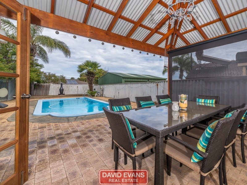 8 Dara Court, Wanneroo WA 6065