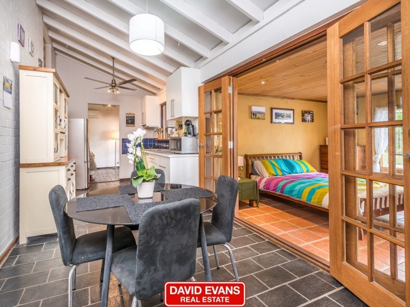 8 Dara Court, Wanneroo WA 6065