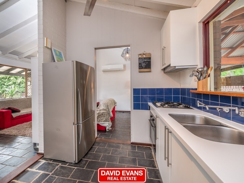 8 Dara Court, Wanneroo WA 6065