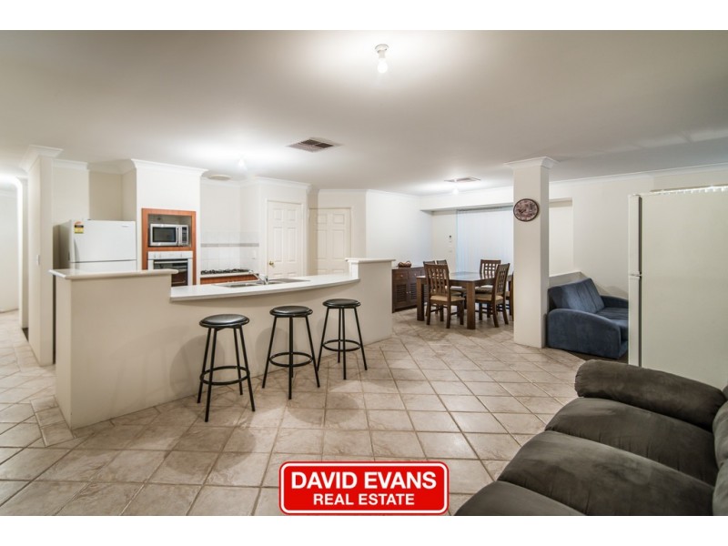 11 St Stephens Crescent, Tapping WA 6065