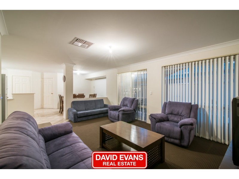 11 St Stephens Crescent, Tapping WA 6065