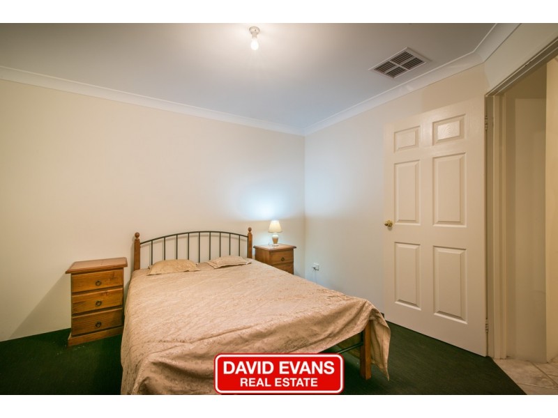 11 St Stephens Crescent, Tapping WA 6065