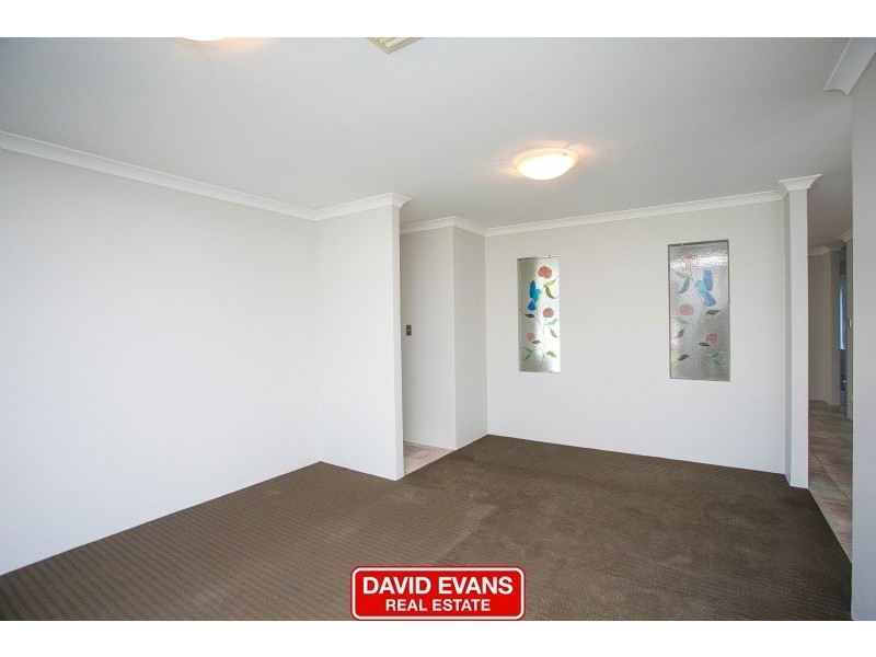 35 Mint Circuit, Banksia Grove WA 6031