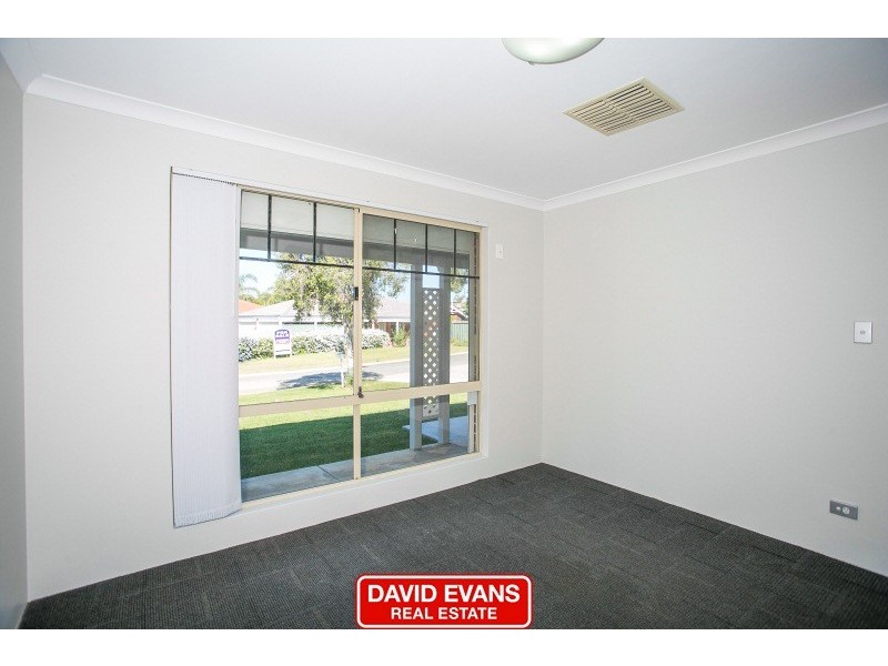 35 Mint Circuit, Banksia Grove WA 6031